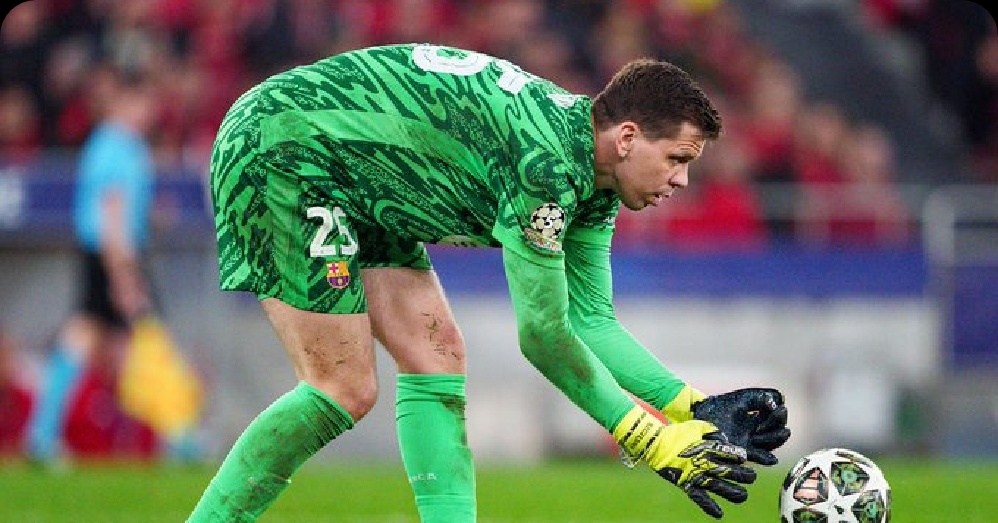 塞尔电台：下赛季的想法是让什琴斯尼和特尔施特根担任守门员。🧤🔵🔴🚨巴萨v