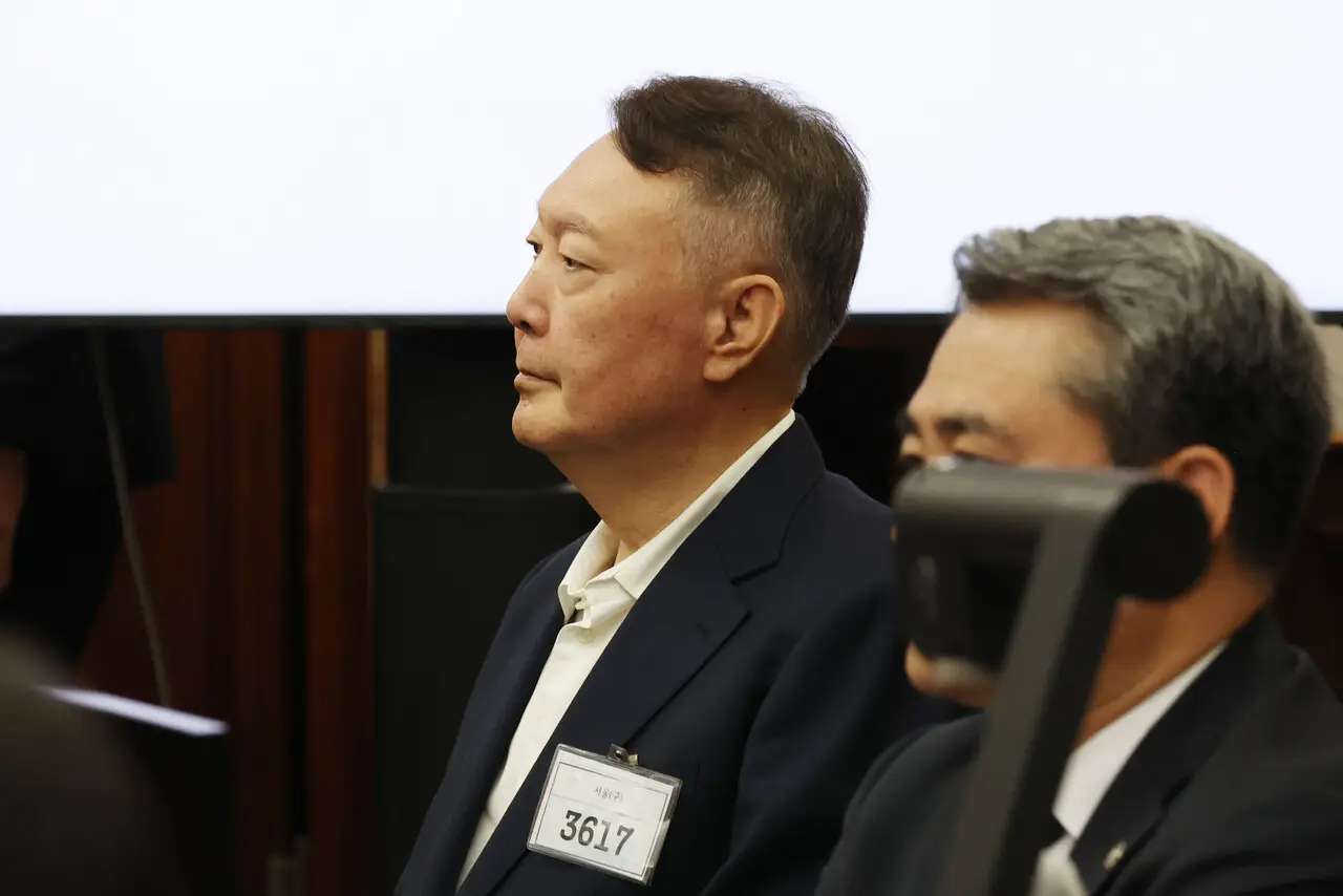 尹锡悦今日迎宣判 尹锡悦现在有8个刑事案子挂着呢，今天（1月16号）下午两点，第