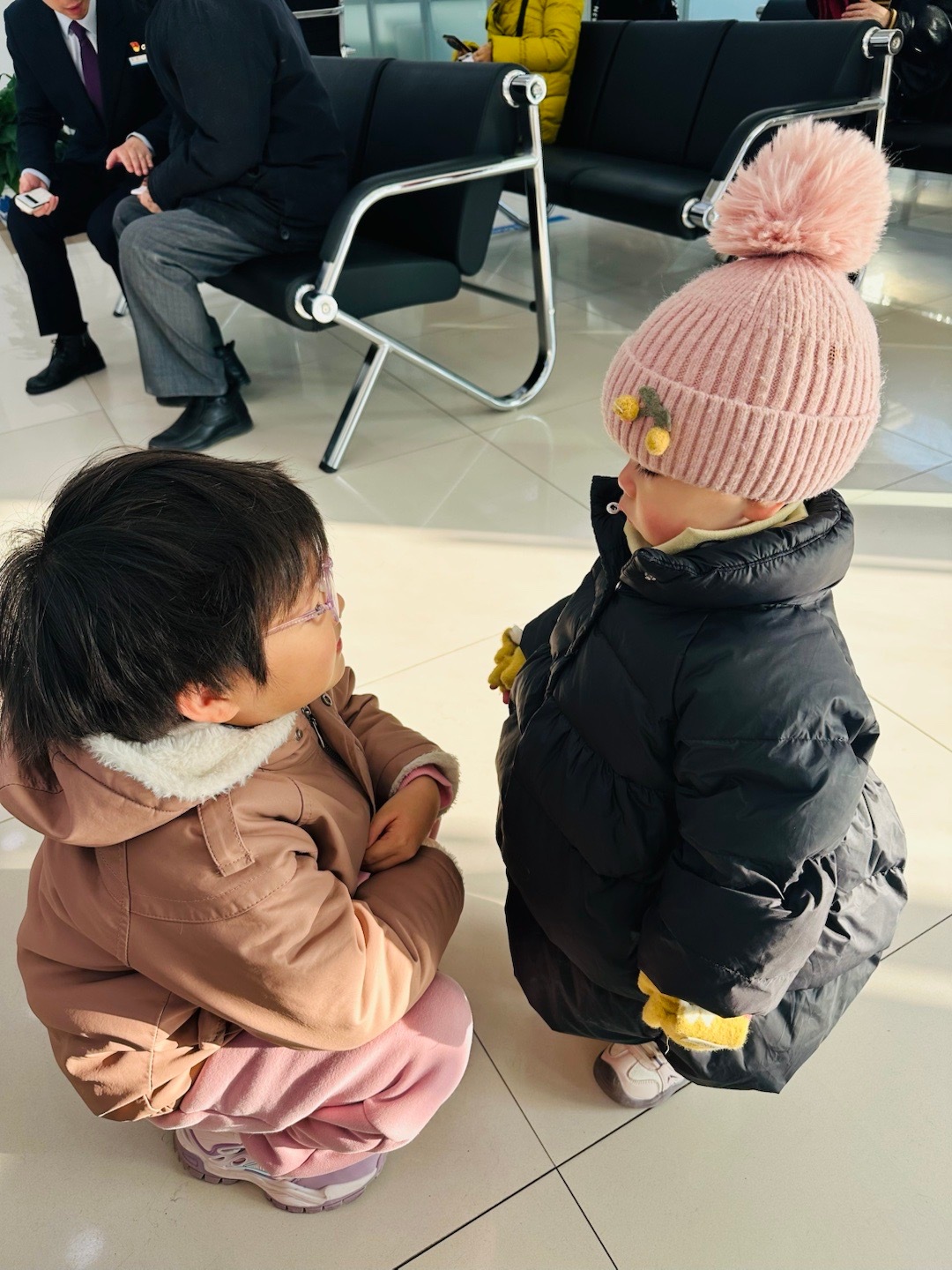 任何关系里，姿态越高者越自卑。 