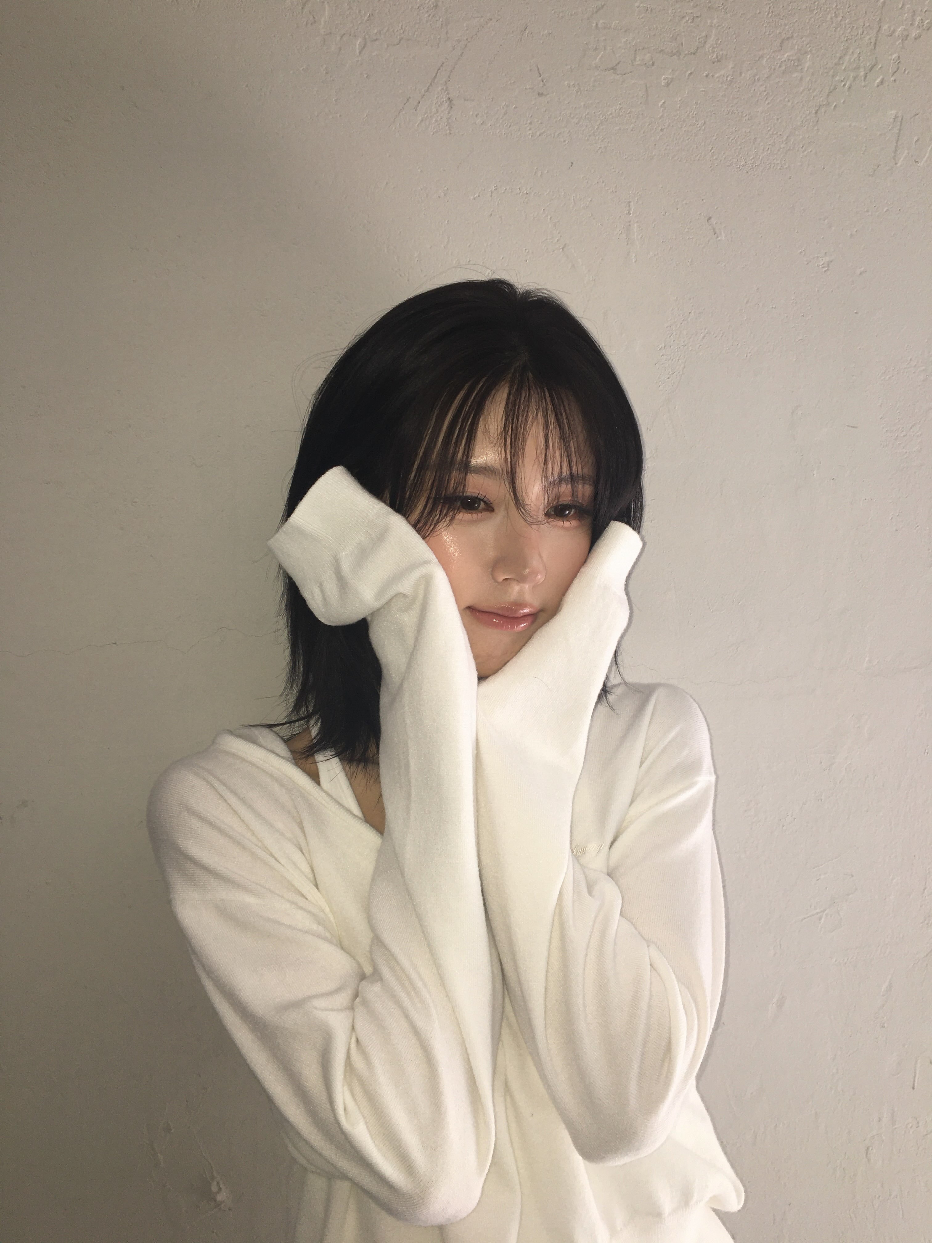 👩🏻✂️*赵美延 ​​​