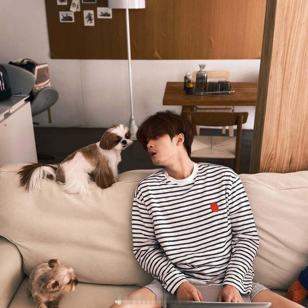 谁的居家好男友啊？檀健次为蓝月亮净享沐浴全球代言 jct檀健次第三张音乐专辑