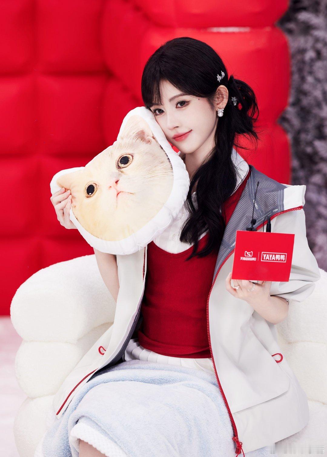 鞠婧祎 jjy鞠婧祎月鳞绮纪 jjy 鞠婧祎露芜衣从来未对你虚情假意 只想珍惜你