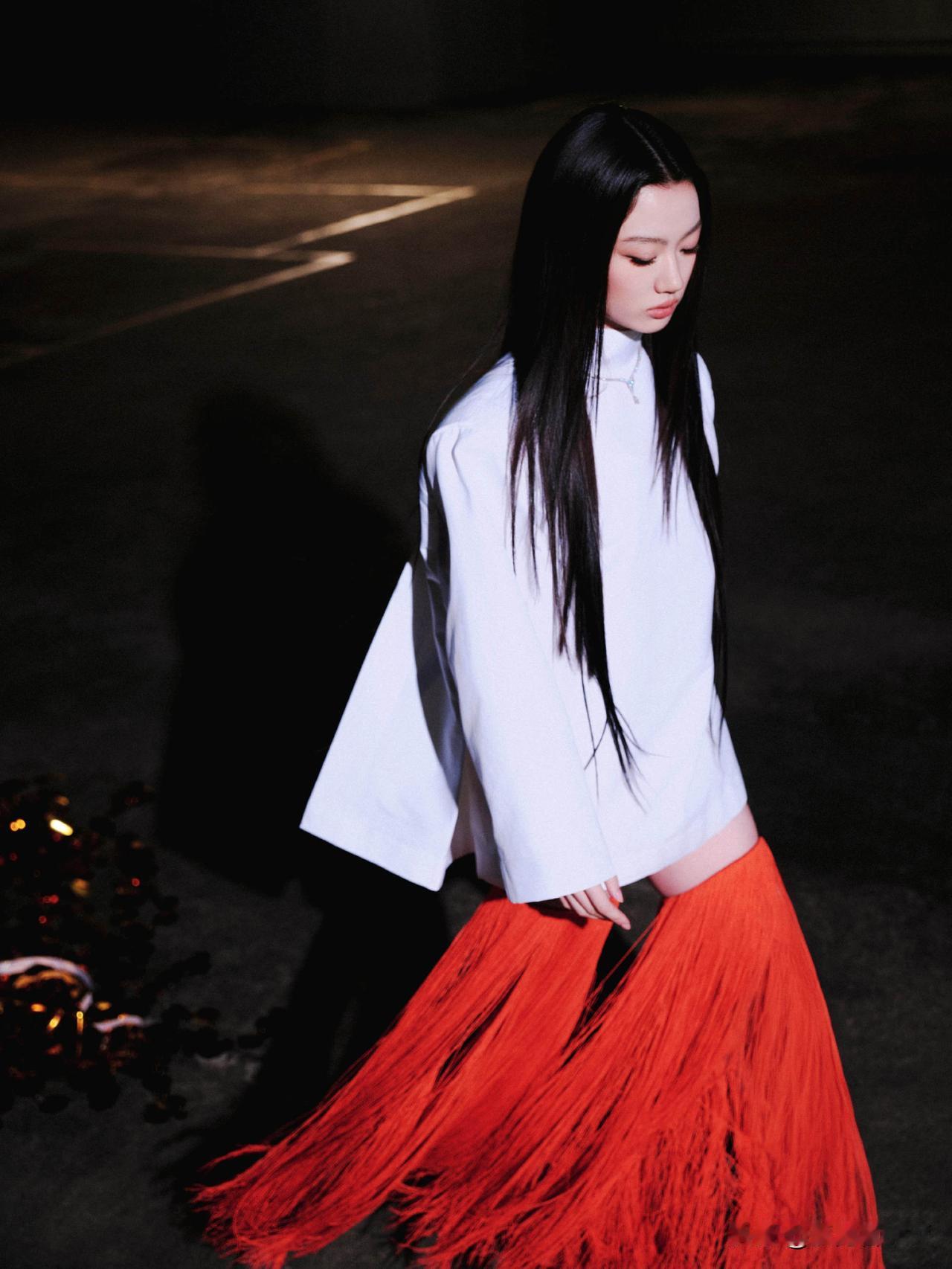 声乐解析：单依纯《还你茉莉》那道破空而出的 F6 气哨+颤音。能将气哨或带颤音的