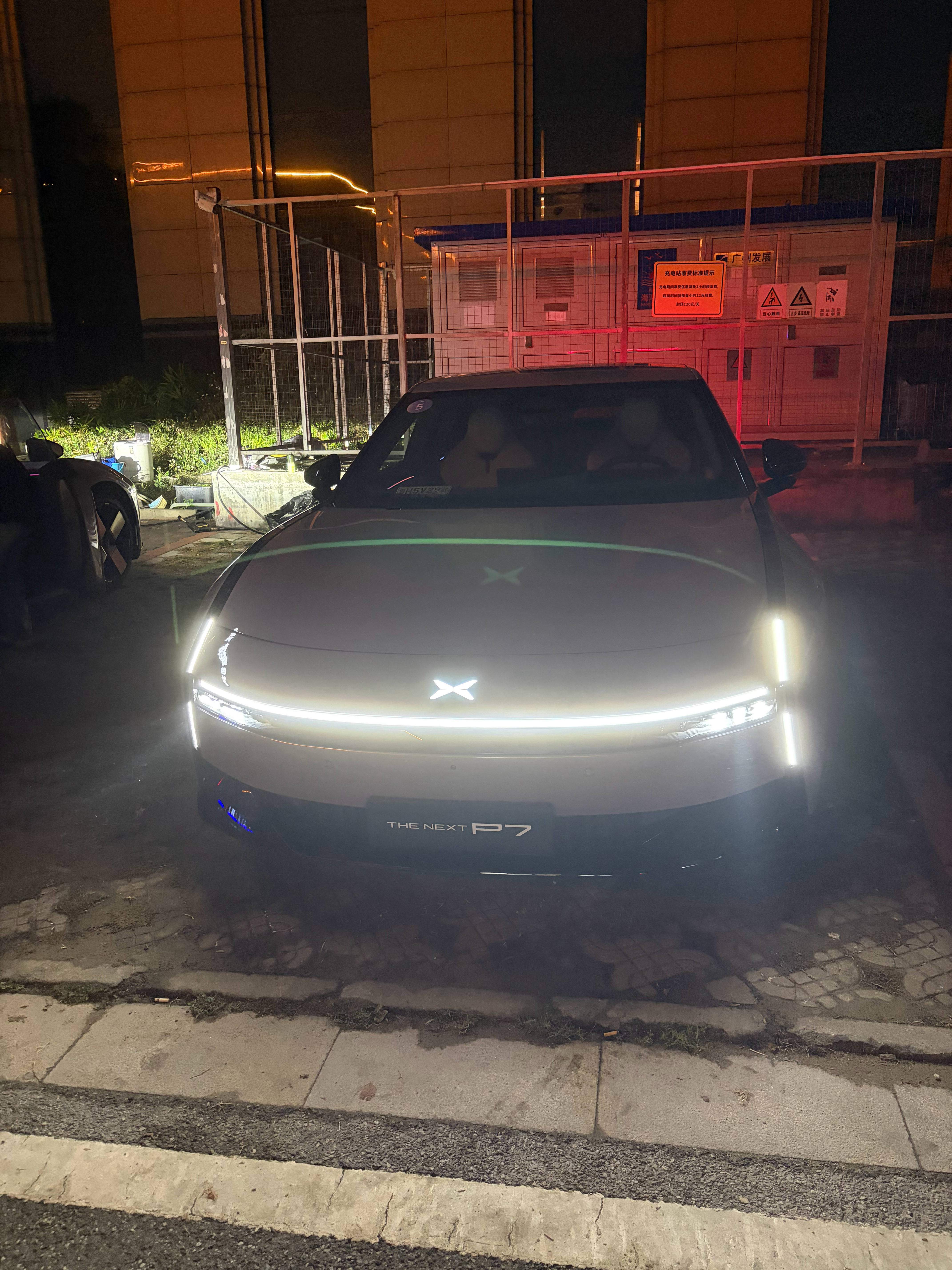 2026款小鹏X9纯电版将搭载第二代VLA2026 一些我期待的事情发生了。