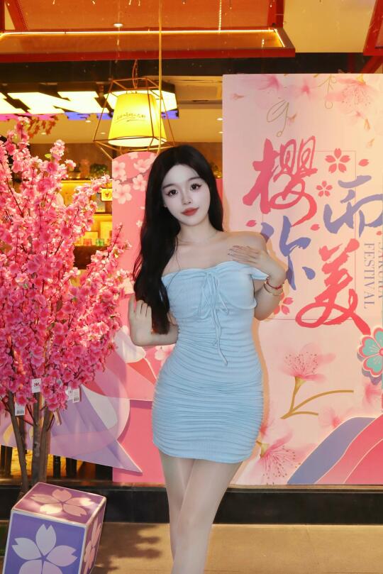 樱花季来武汉吃虾咯🌸