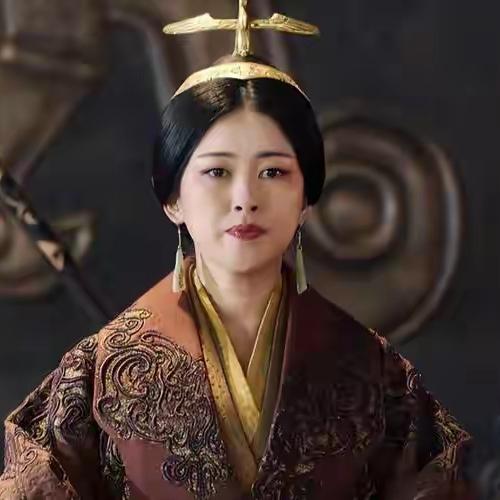 赵姬为何要为一个“假太监”赌上全族性命，疯狂到为他生私生子？

你瞧这赵姬，放着