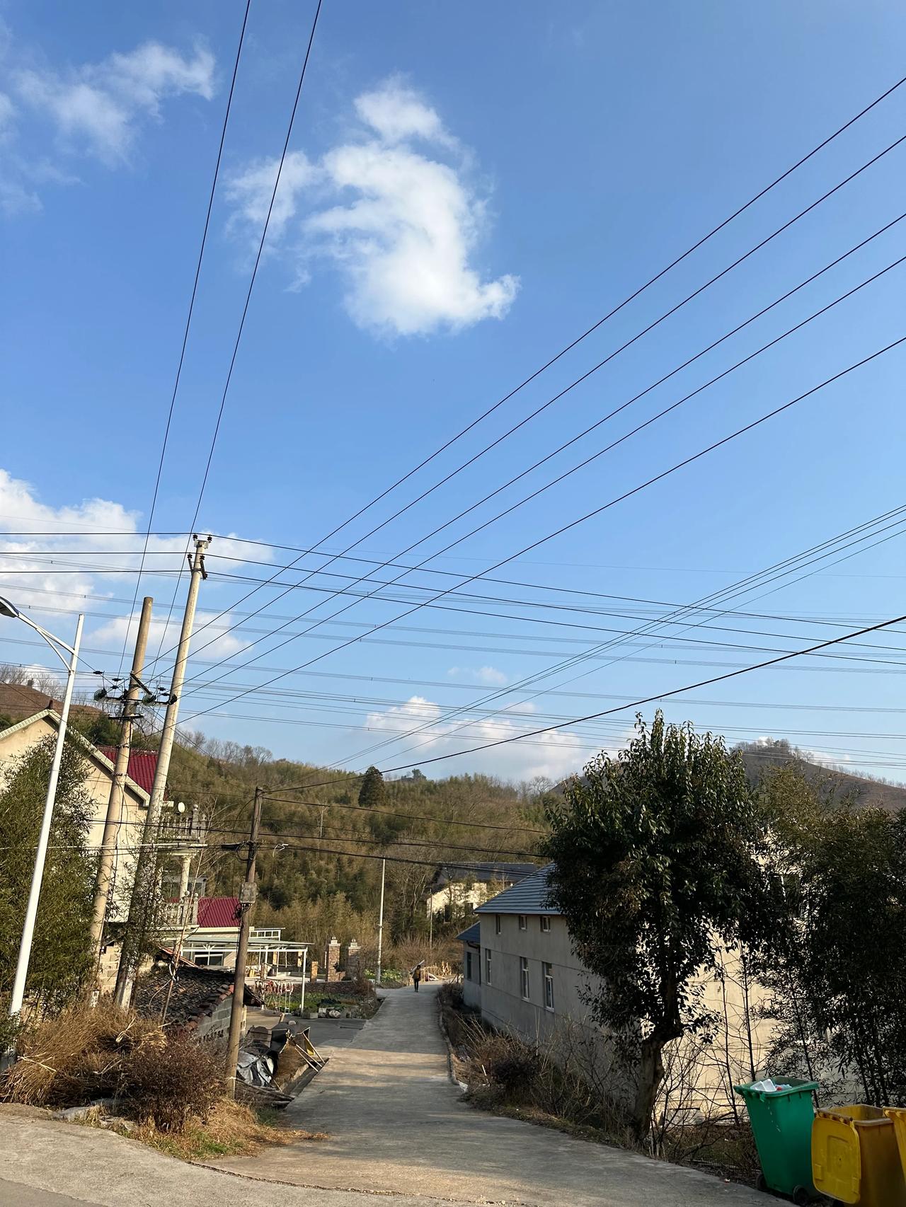 #随手拍一张天空美景#人类科技划破了天空