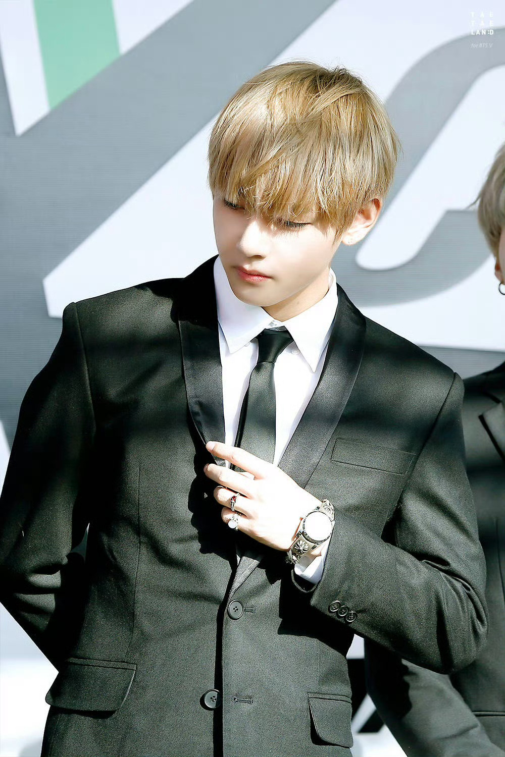 【160325】KCON in ABUDAHBI 财阀家那位小少爷©logo金泰