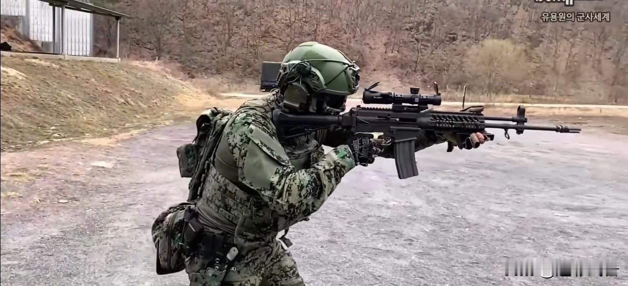 亚洲军事怪物房单兵武器对比，韩国K2C1自动步枪！
         K2C1自