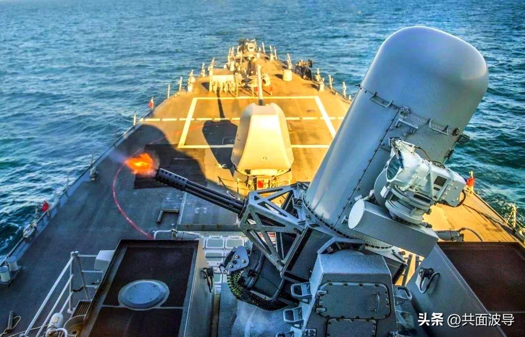 估计伊朗是担心真正击中美国航母，否则实在搞不懂伊朗，为什么不是一次发射8枚导弹，