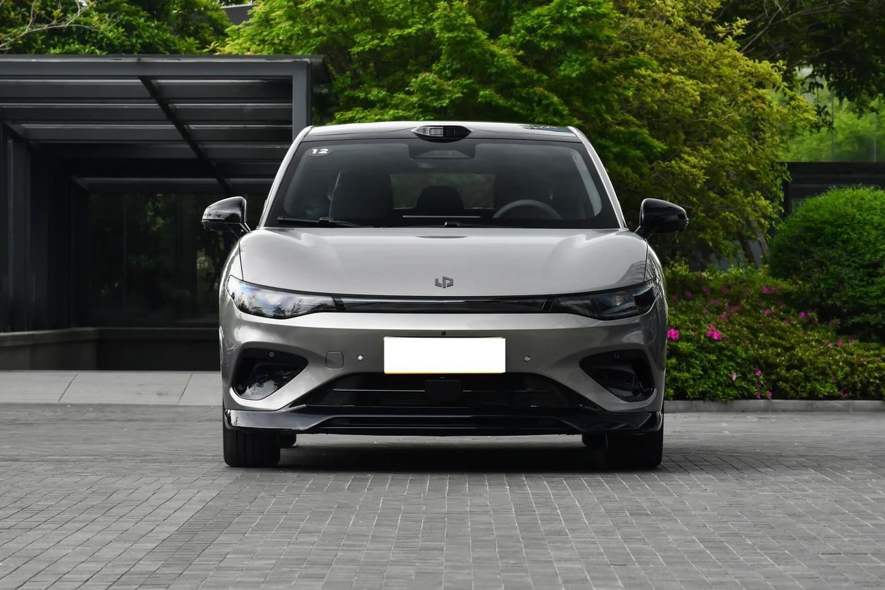 我个人觉得Lafa5 Ultra版适合这三类人👇年轻、预算卡得紧、又不想买一台