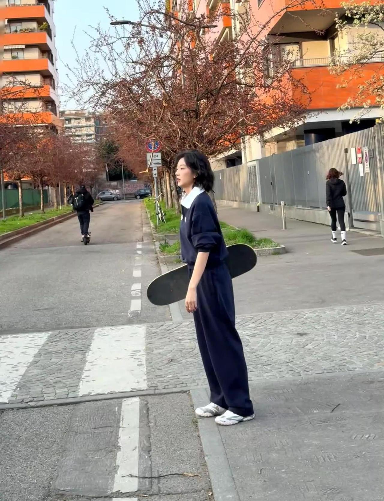 今天是🛹&🏀女孩@孙千 孙千 米兰时装周