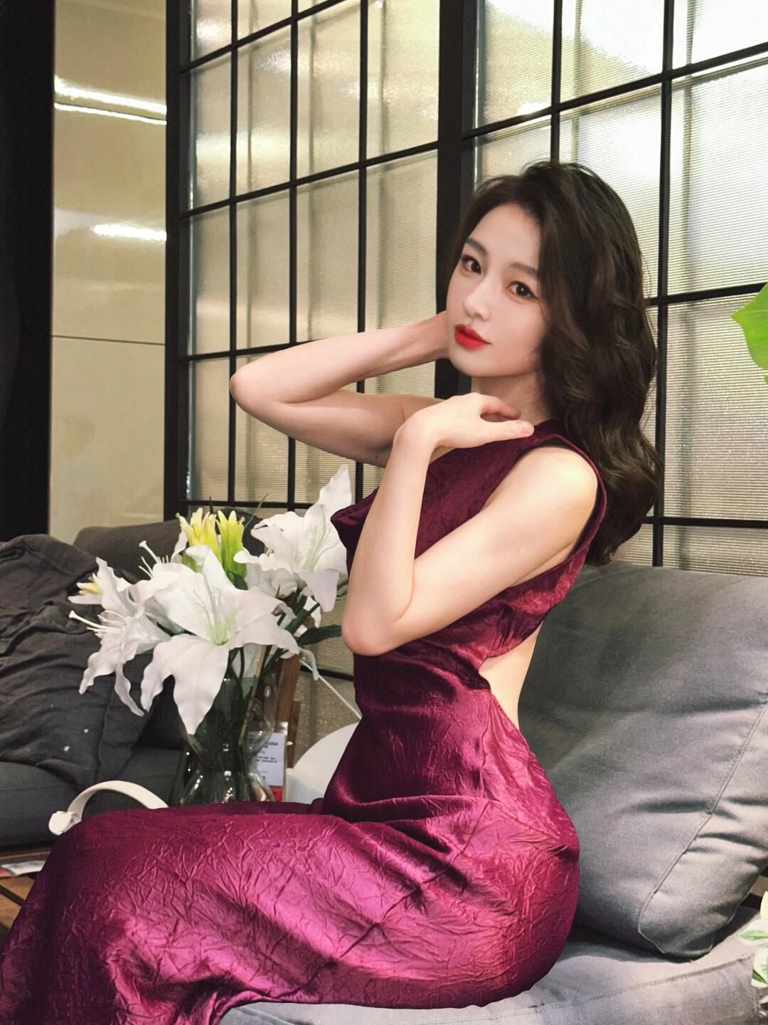 明艳