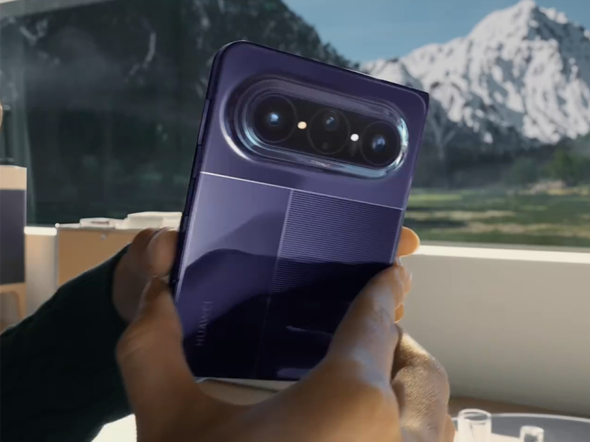 曝华为PuraXMax顶配售价过万 参考目前华为Mate X6顶配版（15999