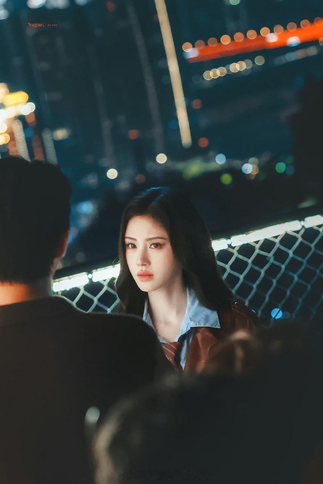 鞠婧祎苏绿夏 jjy鞠婧祎万花世界 “愿你做自己的太阳，脚踏星河发光发亮​​​