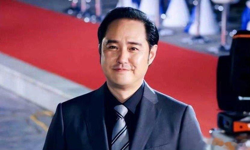 居然有人能把这么多剧抛脸凑一起 剧抛脸扎堆的剧组，简直就是演技的试炼场。在这里，