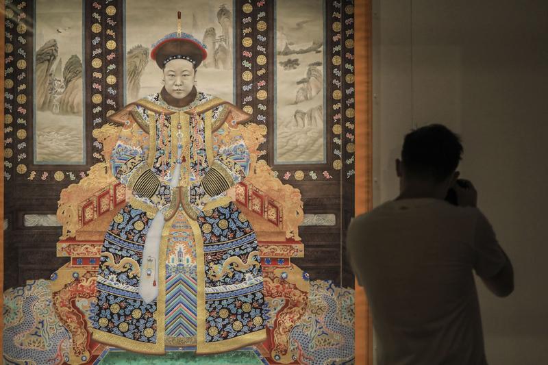 赵匡胤的皇家客服体验：丢猪案惊动帝王
北宋百姓牟晖击登闻鼓喊冤，赵匡胤急召以为民