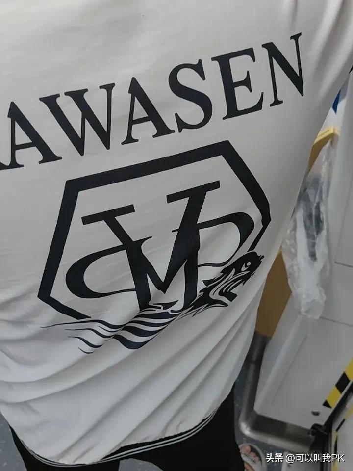 说说房价，尤其是一线城市，从几百万，上千万一下子对折，简直要人命。很多辛辛苦苦熬