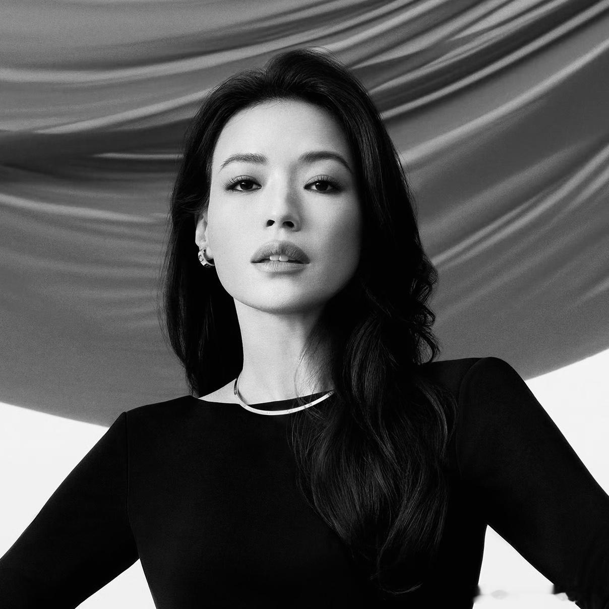如今金九的格局基本成型：大花阵营：巩皇雷打不动W，林女士、仙必占两个份额85🌸