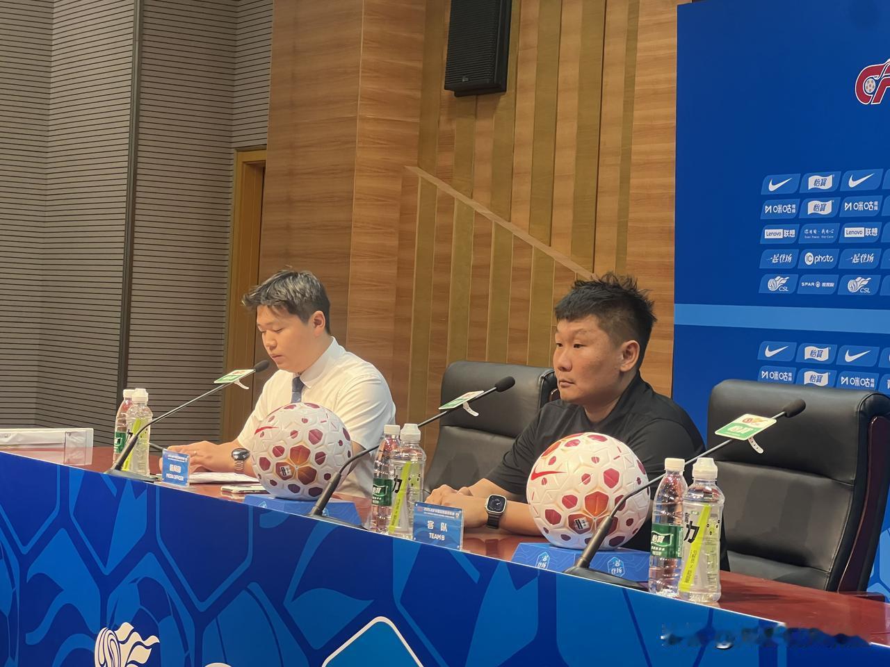 记录我的2026重庆铜梁龙主帅刘建业在1:3输山东泰山新闻发布会上