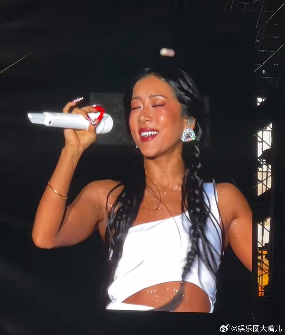 吉克隽逸好辣的高音吉克隽逸飙最亮的高音 实力派就是不一样！吉克隽逸的高音滑音丝滑