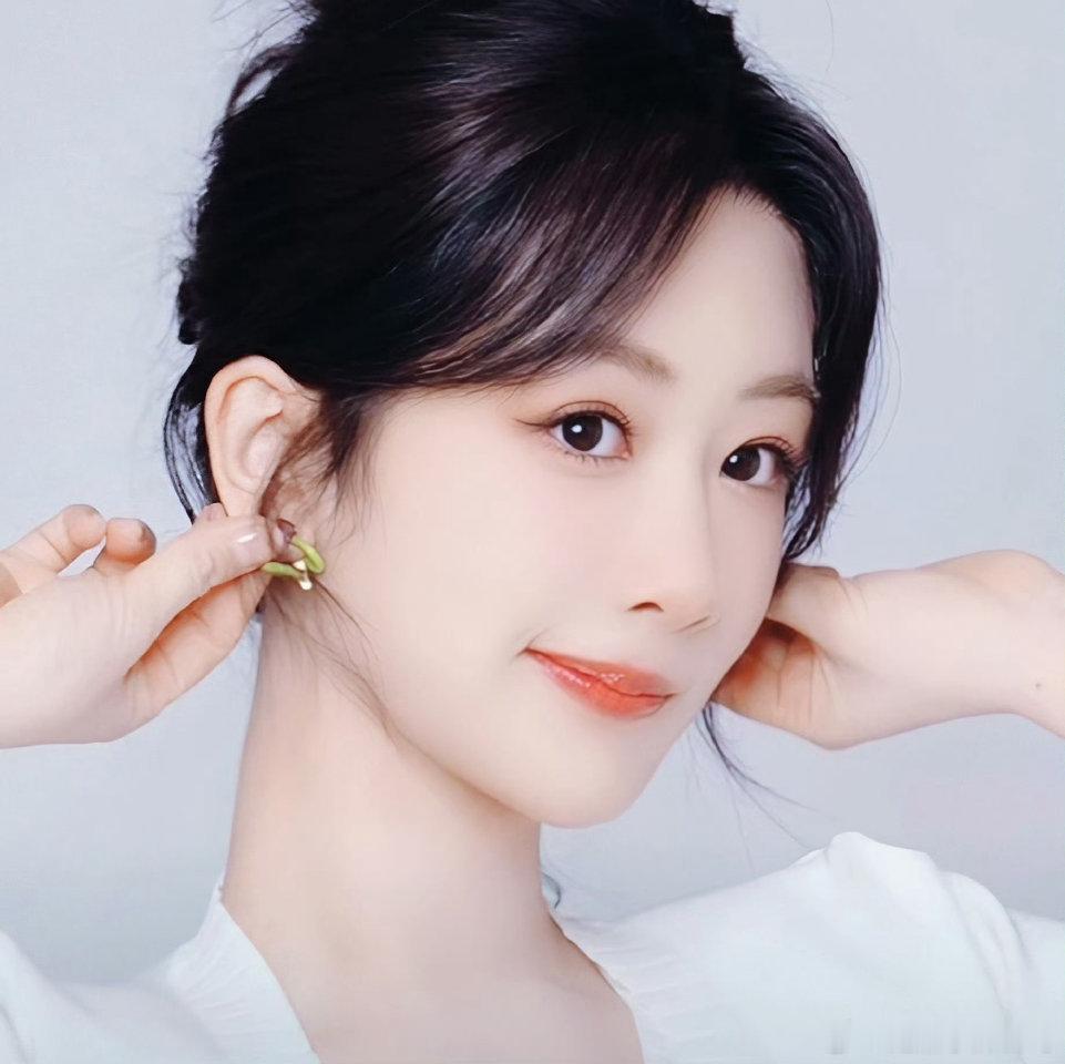 剧版青簪行 yz杨紫黄梓瑕yz杨紫簪中录你是藏在我心里的永生花，不败不凋，经久不