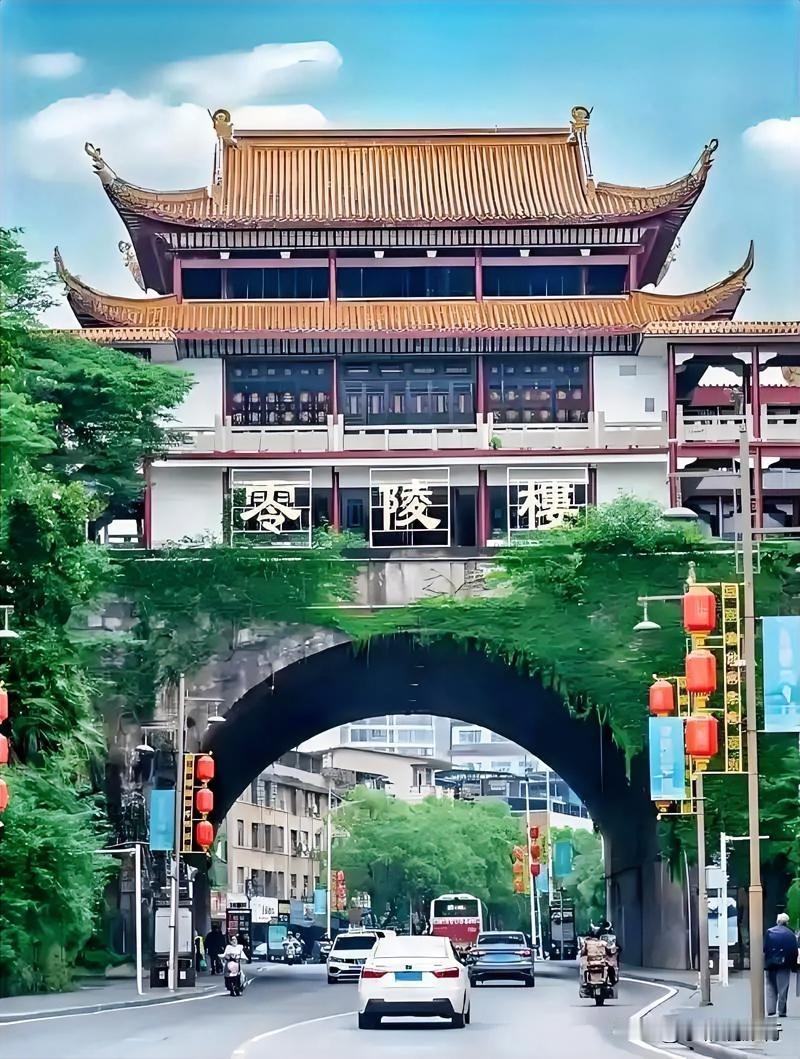 湖南永州最适合两个人一起散心的10个地方，看看你去过几个？

1. 零陵古城+柳