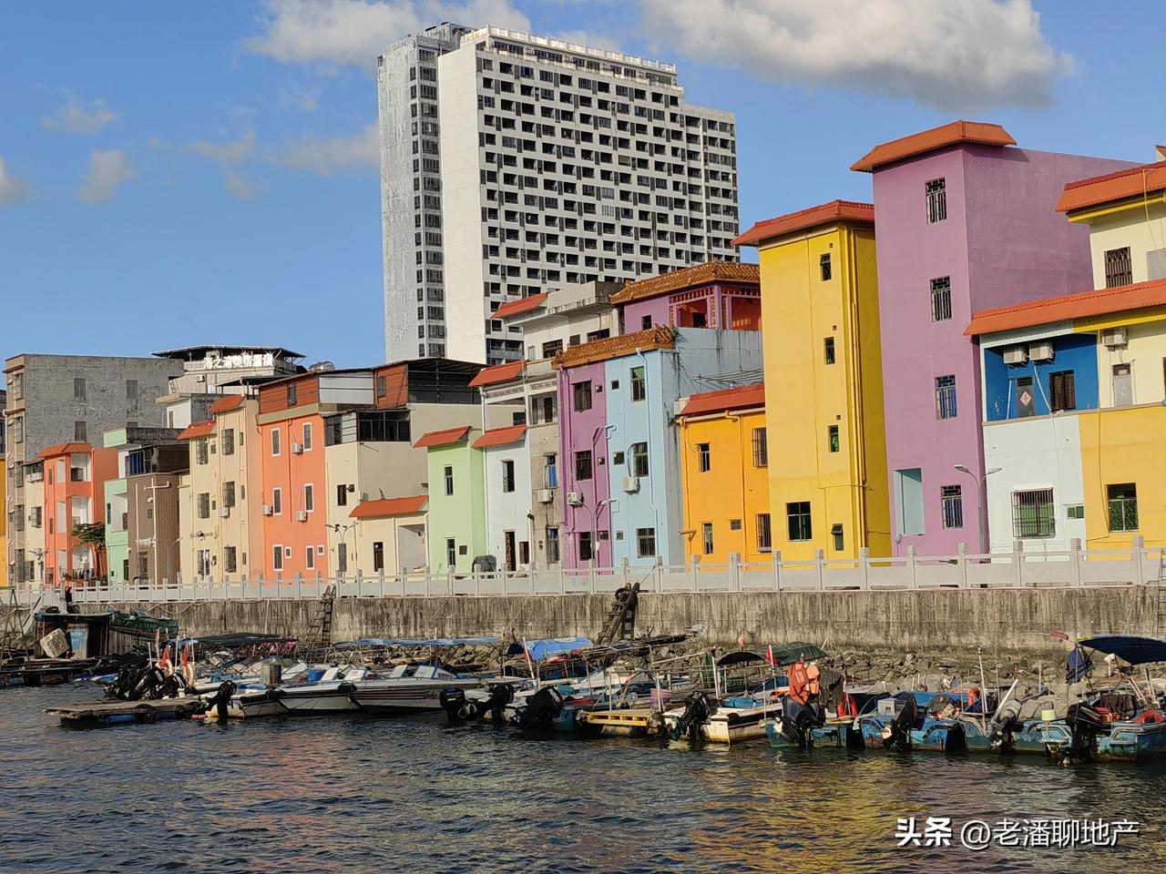 工作地点靠近海。所以周末有时间就去海边玩，看看海景，把自己从繁忙工作中解放出来。