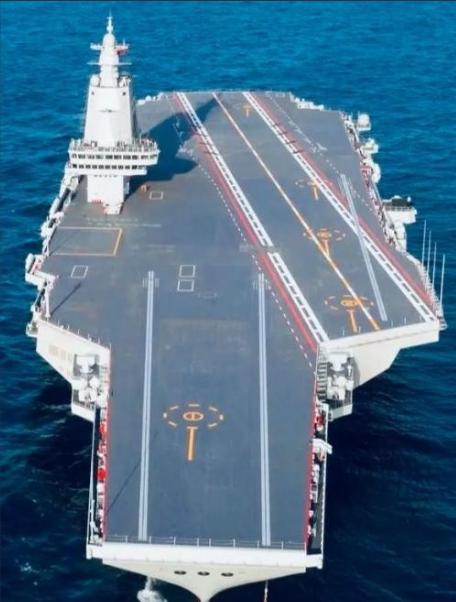 055大驱我们都造16艘了，航母却只有3艘，为什么我们不复制粘贴批量生产航母呢？