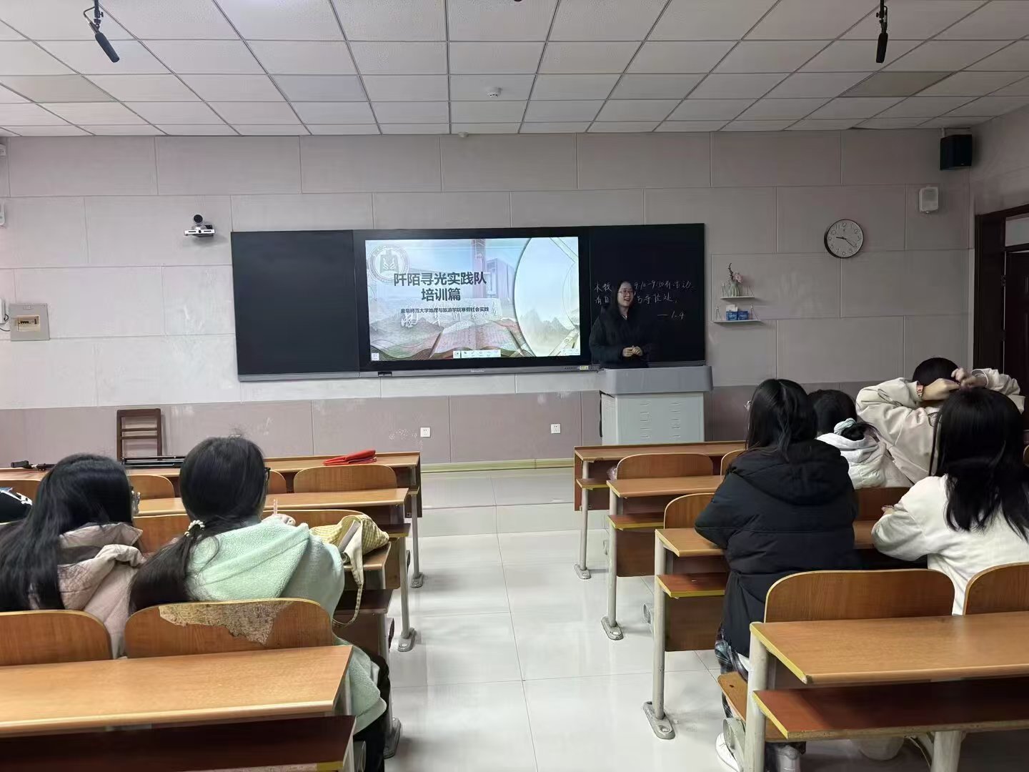 秦岭笑谈【黄河岸畔寻绿意，秸秆新用悟担当】曲阜师范大学大学生寒假社会实践青春三下