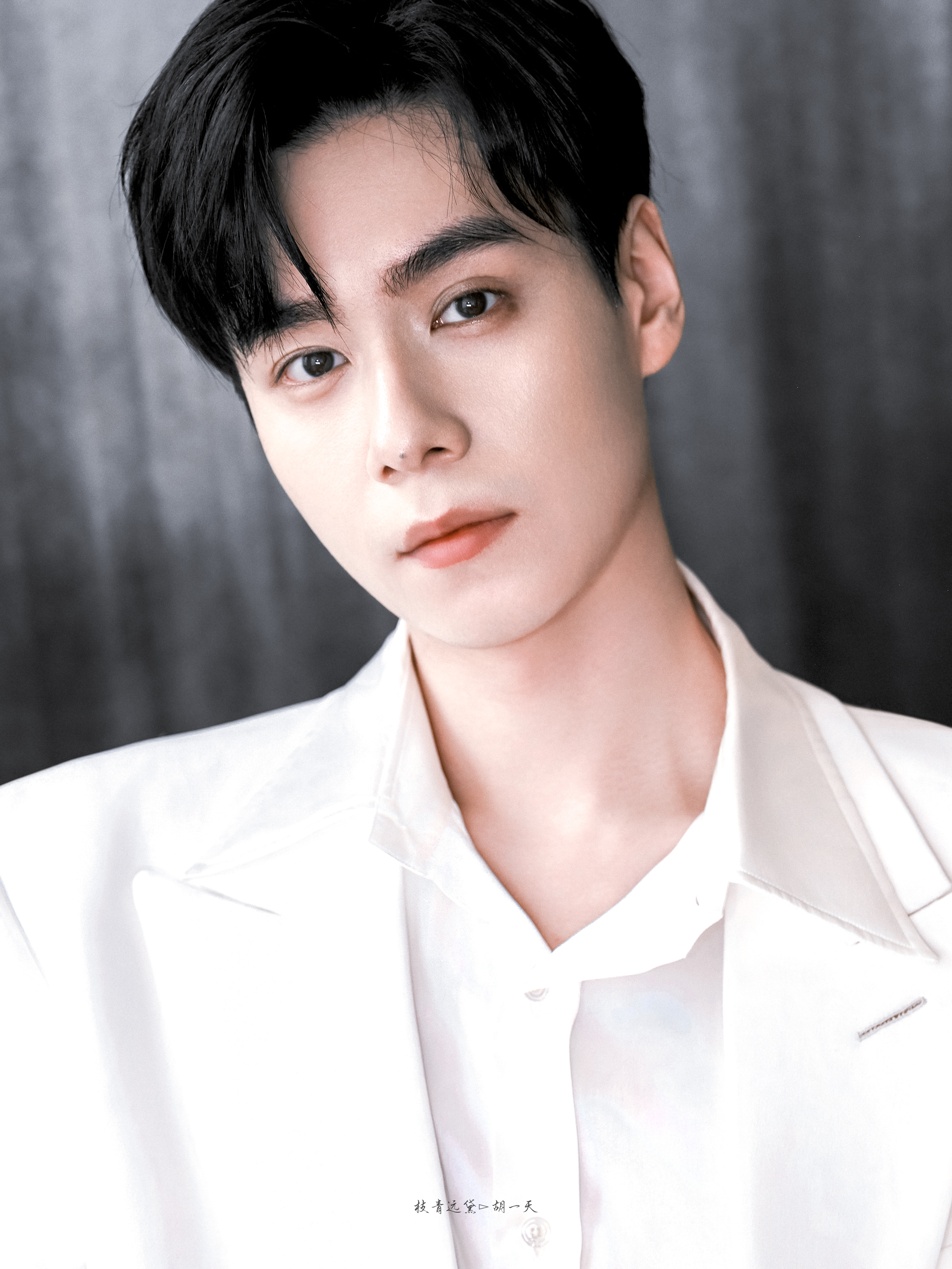 胡一天 胡一天 天才女友 胡一天江逾白 “我拼尽所有的力量奔赴向你，见一面吧，不