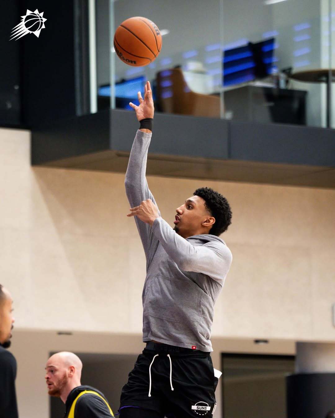 每天进步一点点🏜菲尼克斯太阳旭日东升勇士vs太阳