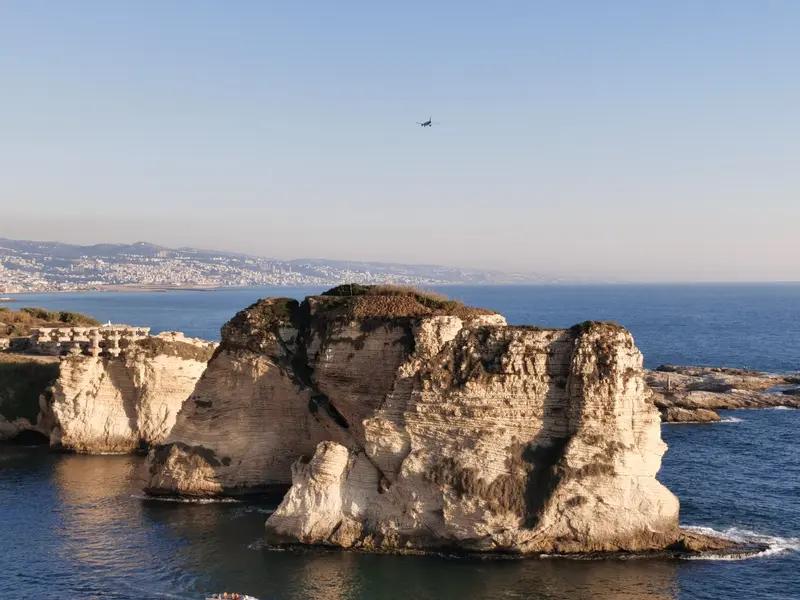 2026年4月22日，法国总统马克龙在社交媒体宣布，一名在黎巴嫩遇袭重伤的法国士