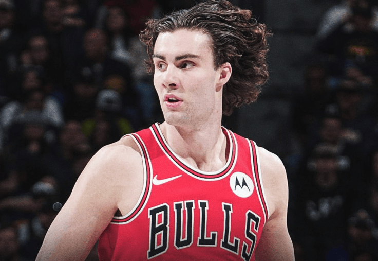 吉迪本赛季仅用11场就得到240分114篮板103助攻，成为公牛队史单赛季达成2