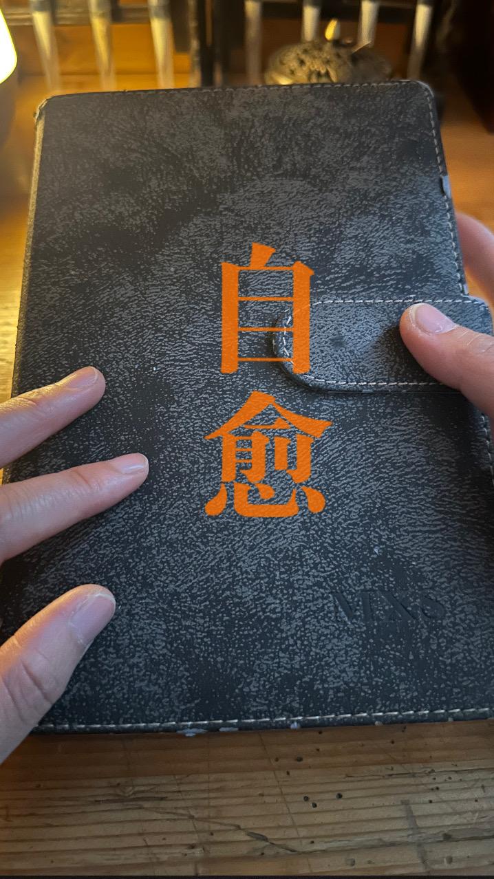 情绪低落时，最好的归宿是自己的内心
不知道你有没有过这样的时刻：
明明什么也没发