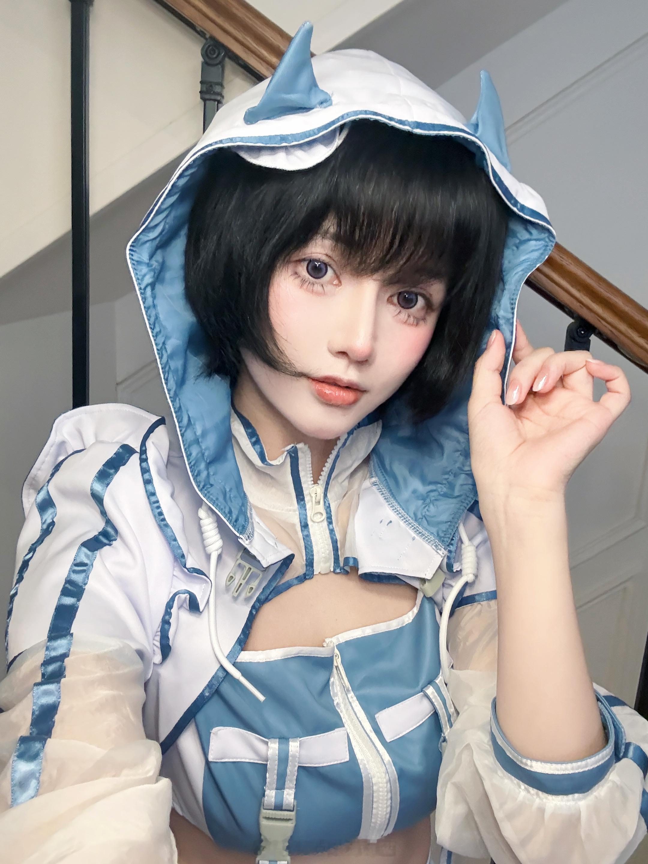 莉莉西侦探社  又穿了malymoon～电子恶魔来袭😈最近染了黑发所以一直在做