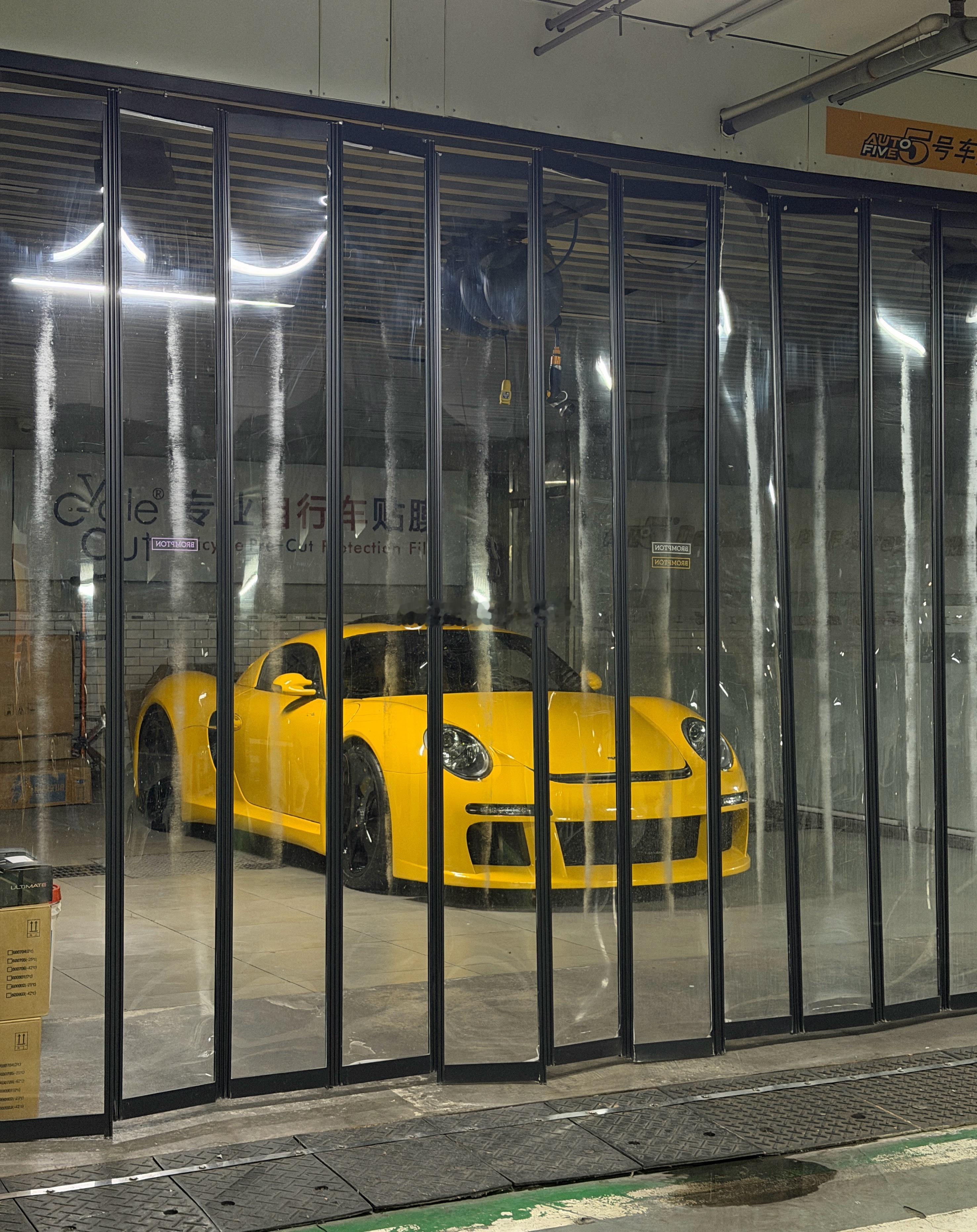 深夜来店里取车，顺便出去溜一圈✌️ THX春儿梦想家ALI 北京·autofiv