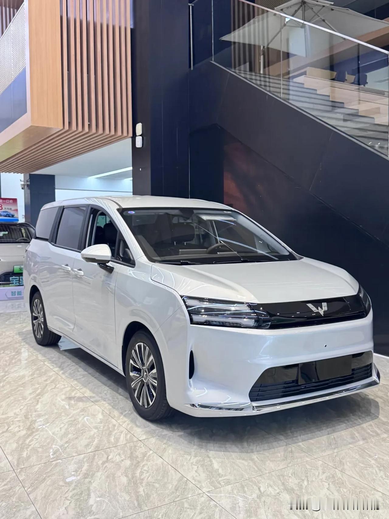 星光730：家用创富两不误的进化好搭档
 
从当年开五菱宏光跑运输起家，到如今事