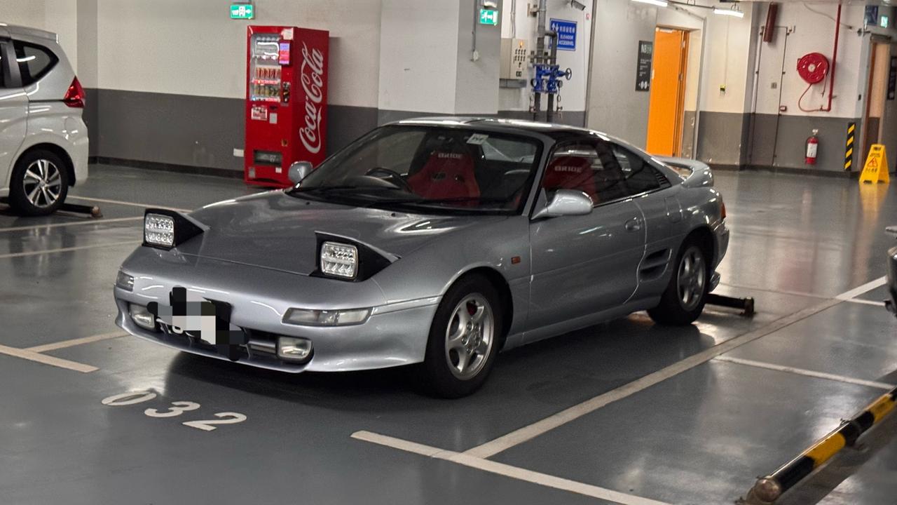 在澳门大学范围内
很容易会遇到些特别的车
精致得让人走不动的感觉❤️【来自懂车帝