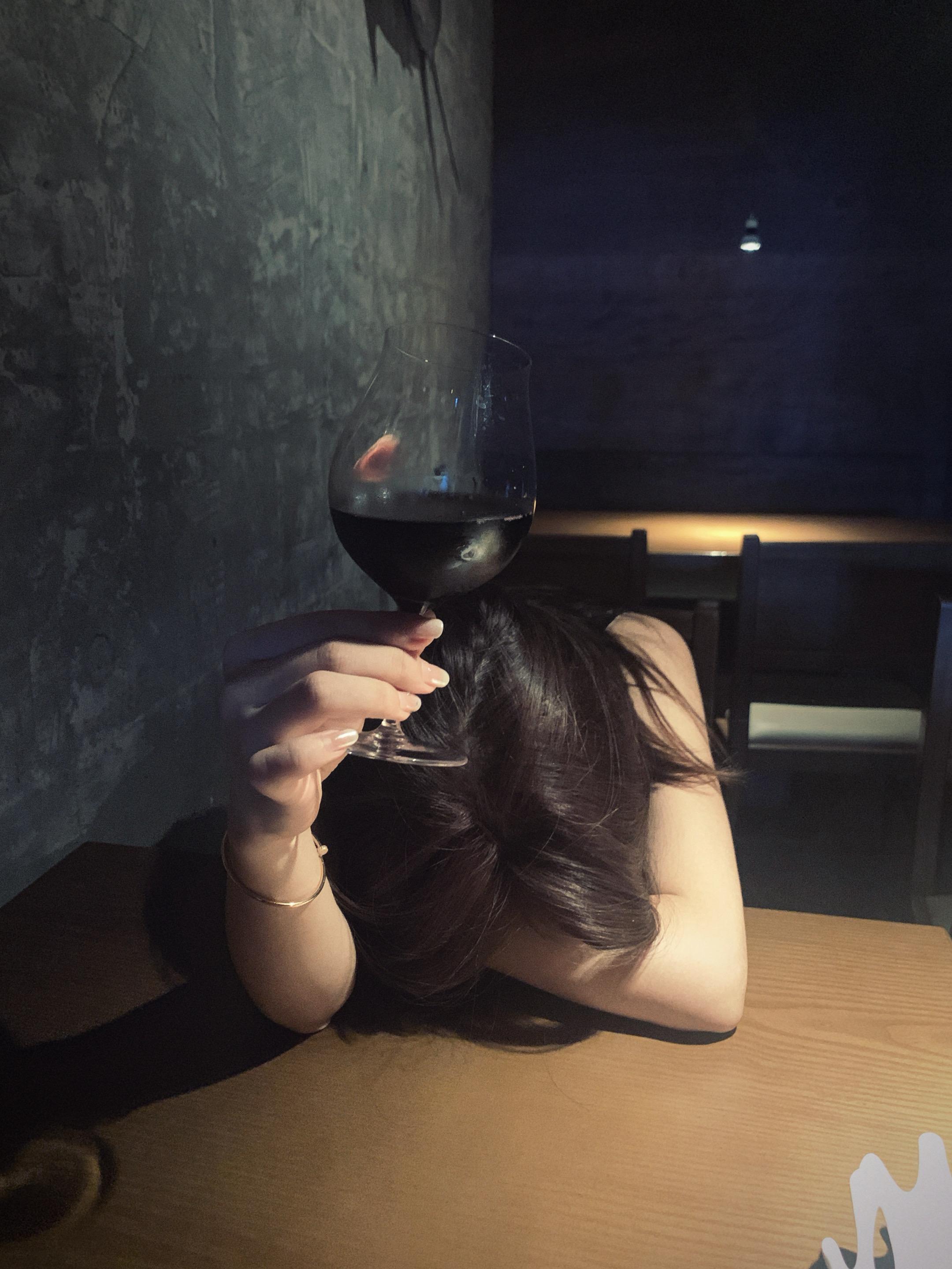 为了配这首歌拍了一张照片。