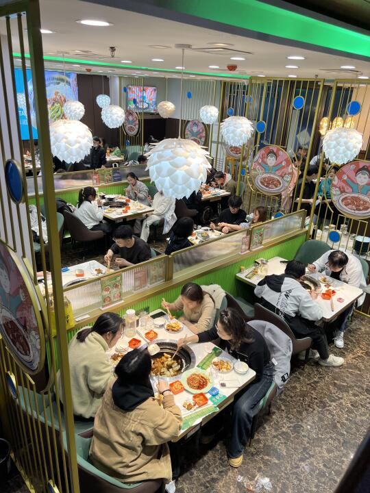 感谢大连大学生带路，吃到好吃实惠的铁锅炖