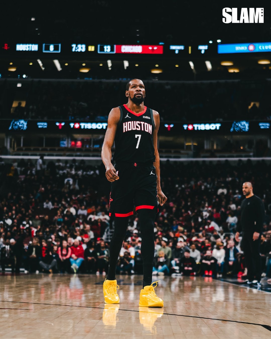 前NBA球员肯扬·马丁在节目中谈到杜兰特的总得分：“他还能打，每晚仍然贡献25、