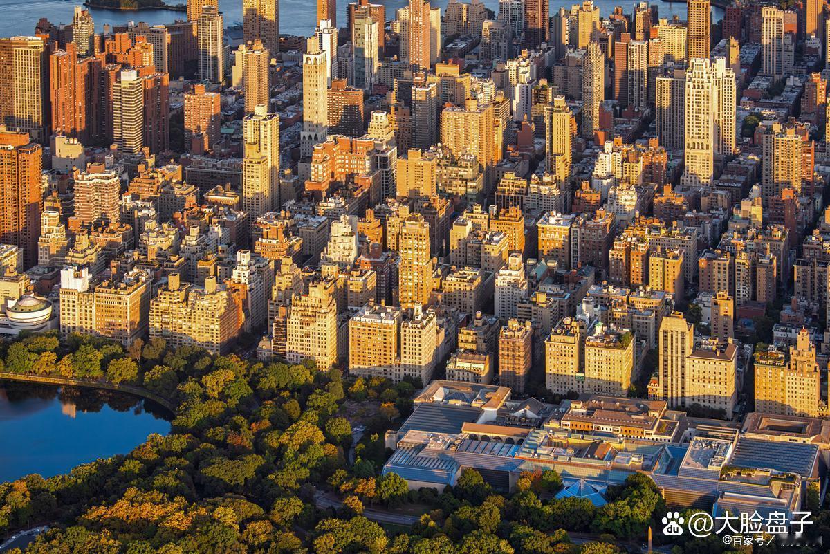 GDP全球前20名城市排名！

1、纽约，90045亿元

2、洛杉矶，9002