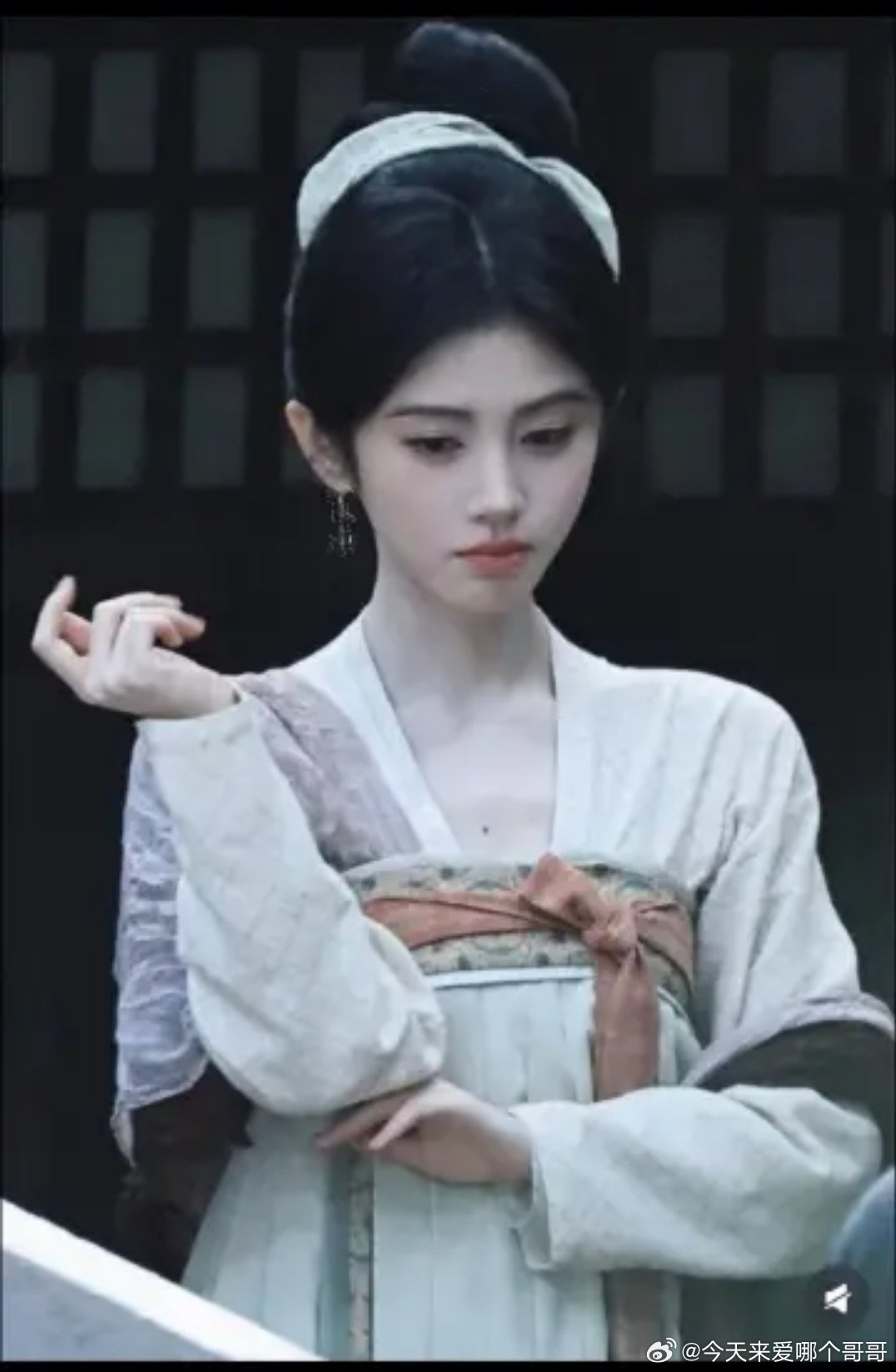 鞠婧祎 万花世界造型 ，各种美美美 