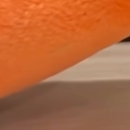 每日一善  0000小兔子特别爱吃胡萝卜，每天清晨都蹦蹦跳跳去菜园挑选。它不会一