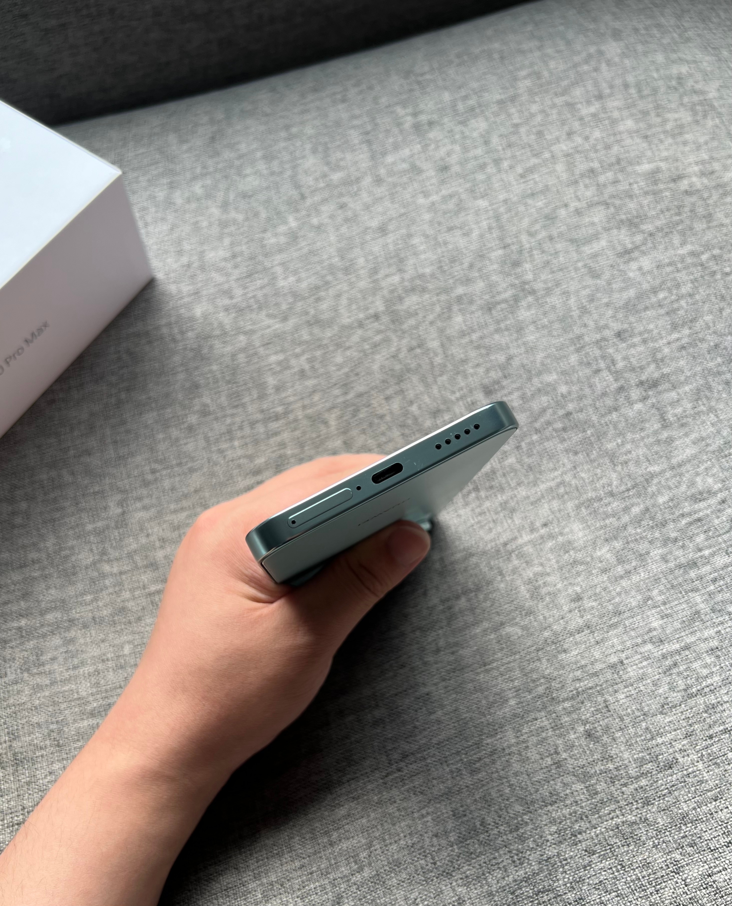 华为畅享90 Pro Max 8+256G 飞天青，屏幕完美，外壳轻微划痕，单机