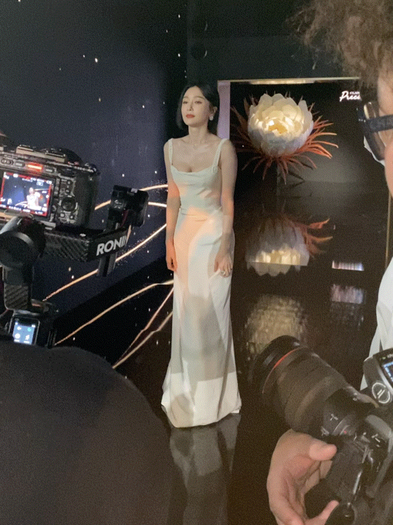 黄晓明三任女友我觉得秦岚最美[比心][比心]
她真是特别有女人味儿，这个年纪保养
