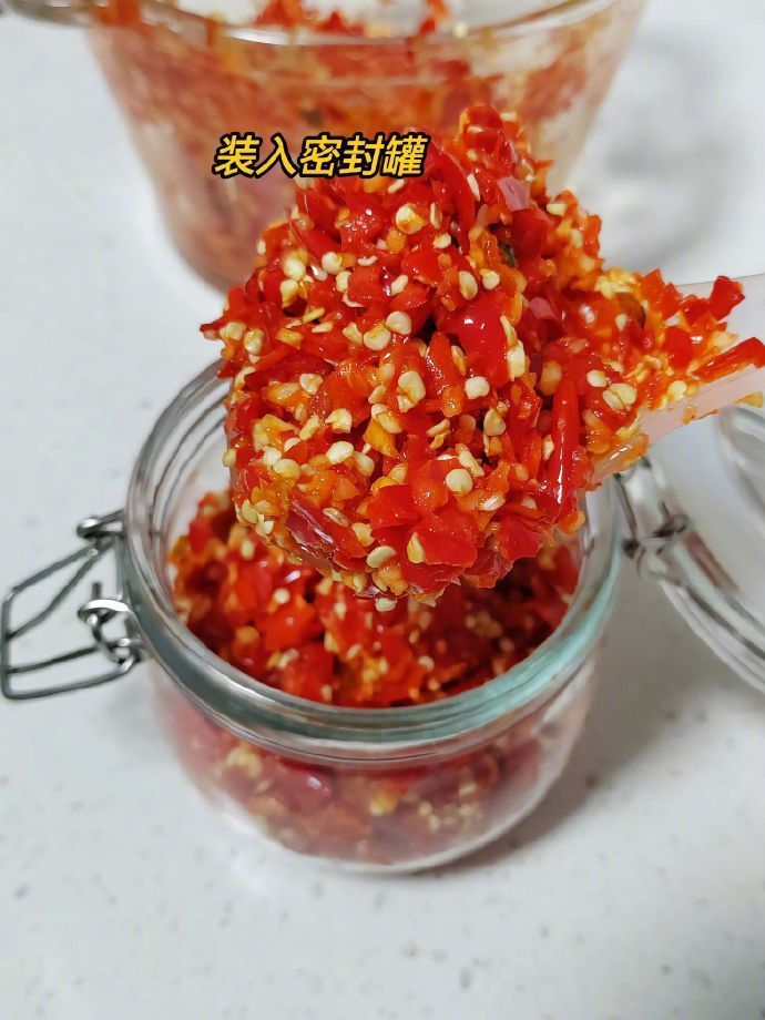 自制剁椒酱，学会了就不用出去买了。我的宝藏食谱