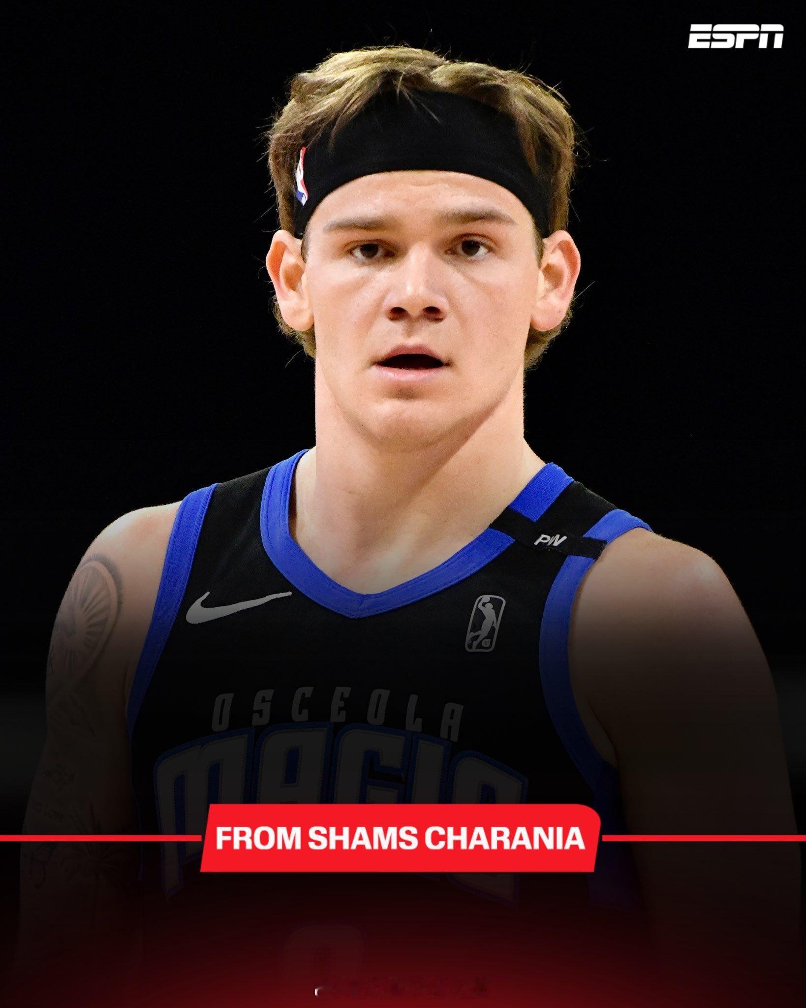 Shams：步行者将与后卫麦克·麦克朗签订一份多年合同。这是麦克朗在扣篮大赛历史