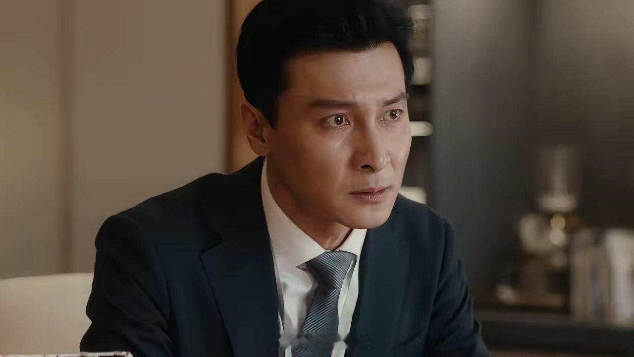 《婚内婚外》陈平章做梦都没想到，自己会沦为宁悦和胡成婚姻的牺牲品。当初，陈平章为
